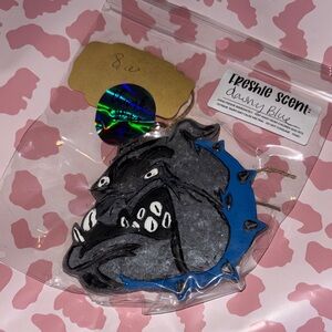 Downy  Blue Freshie Scent Air Freshener bulldog